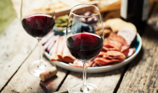 Outdoor Restaurant | Wine with Charcuterie 